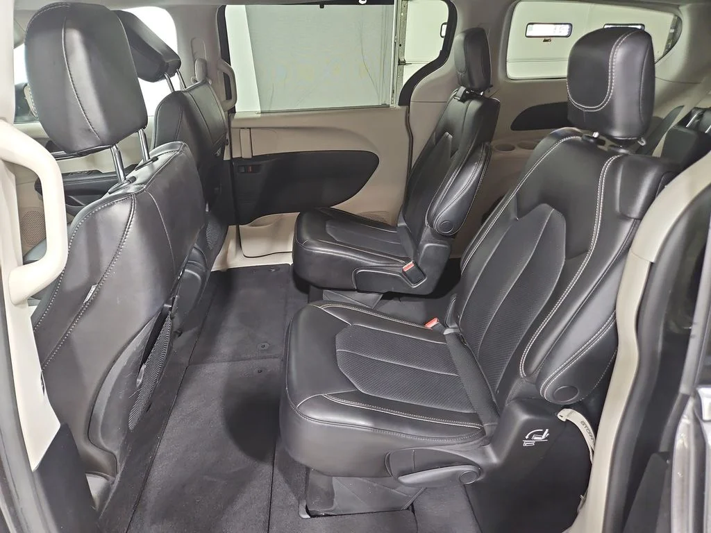 Used 2023 Gray Chrysler Touring L image 24