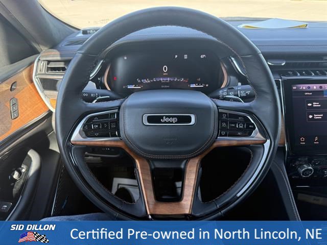 Used 2023 Diamond Black Crystal Pearl Coat Jeep Summit Reserve image 12