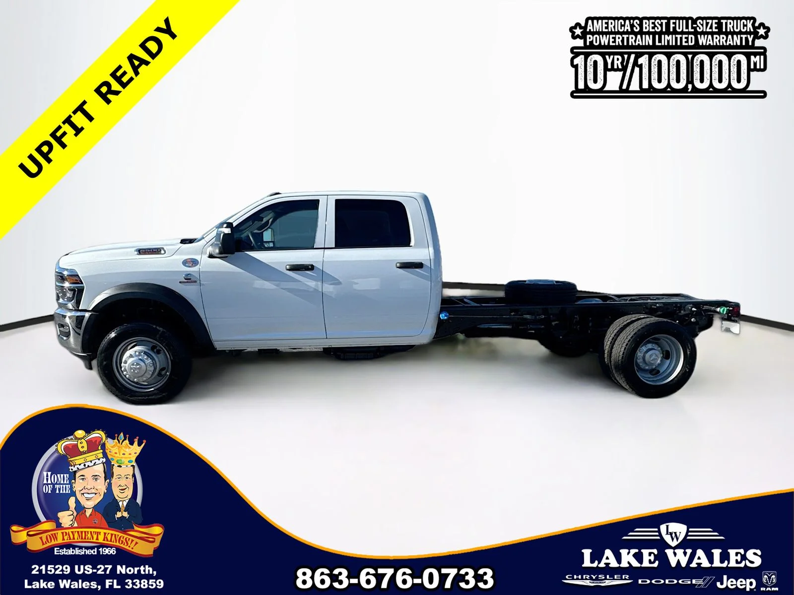 New 2026 Bright White Clear-Coat Exterior Paint RAM TRADESMAN image 3