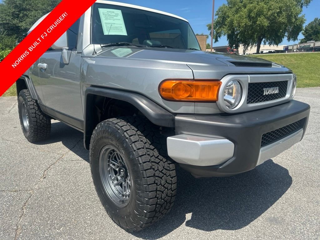 2010 Toyota FJ Cruiser 4x4 AT's photo