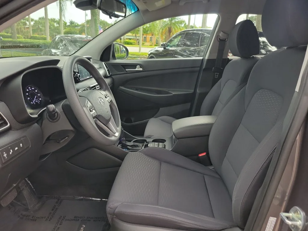Used 2021 Gray Hyundai Value image 15