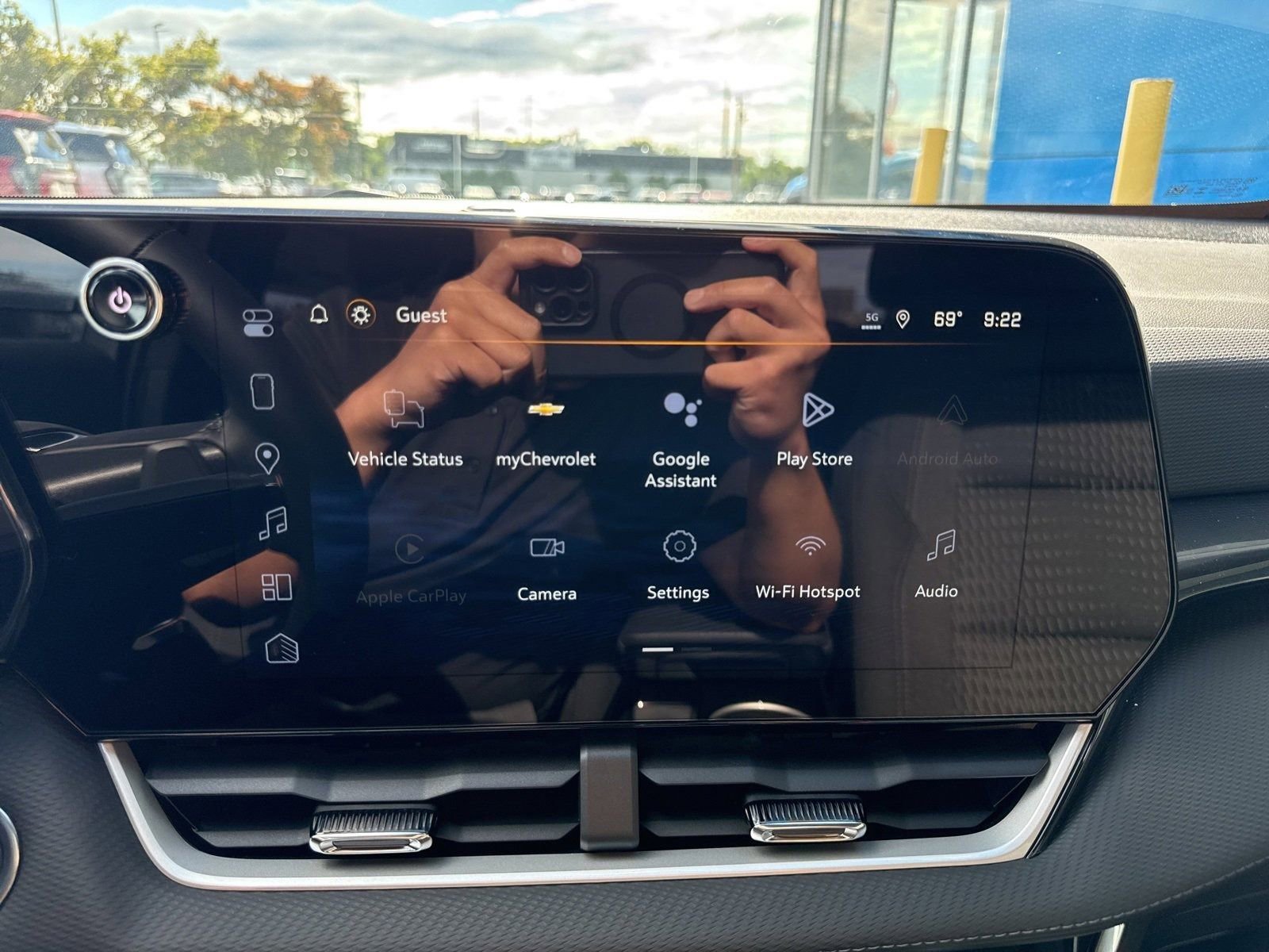 2026 Chevrolet Equinox LT - Photo 17