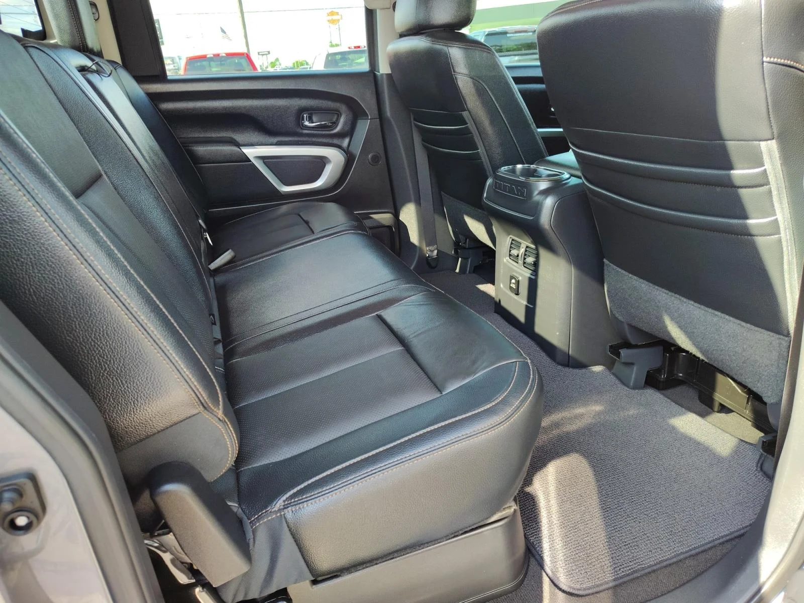 Used 2017 Gray Nissan SL image 33