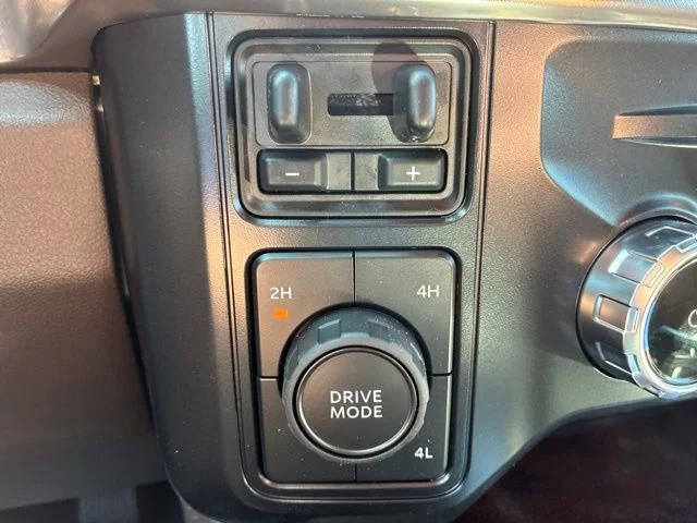 New 2026 Agate Black Metallic Ford F-350® King Ranch® image 39