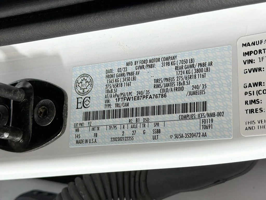 Used 2023 Oxford White Ford XLT image 41