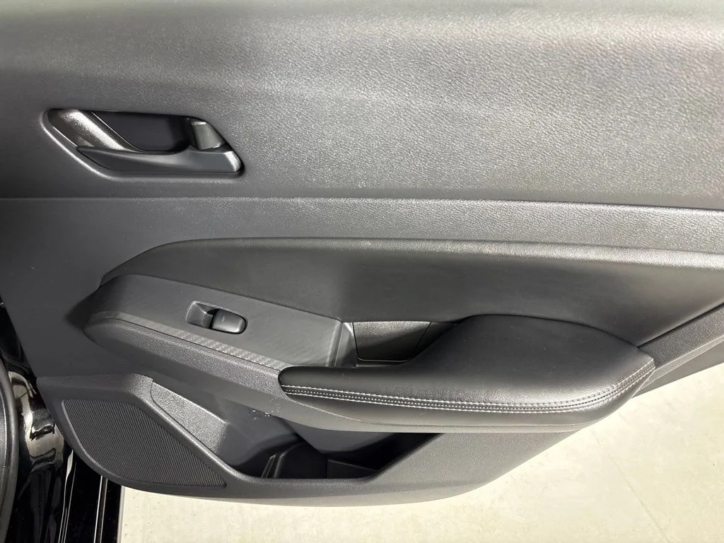 Used 2024 Black Nissan 2.5 SV image 22