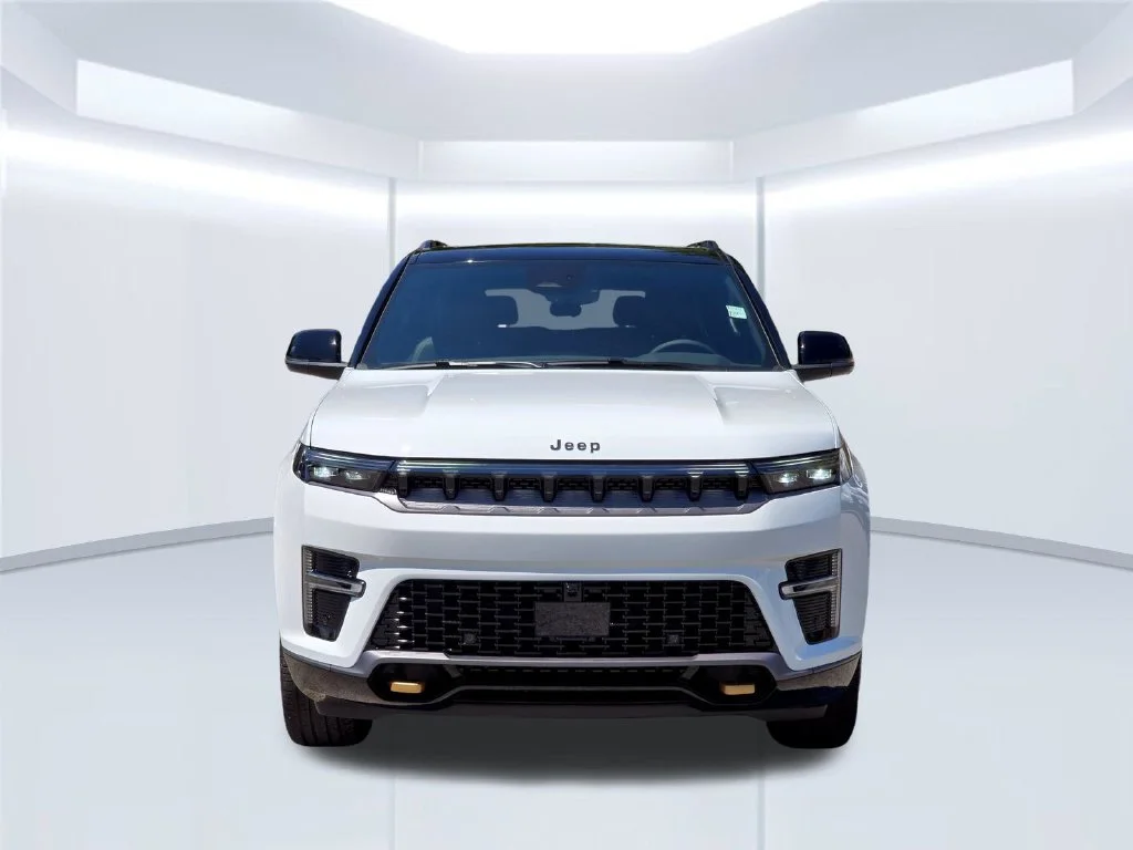 New 2026 White Jeep  image 16