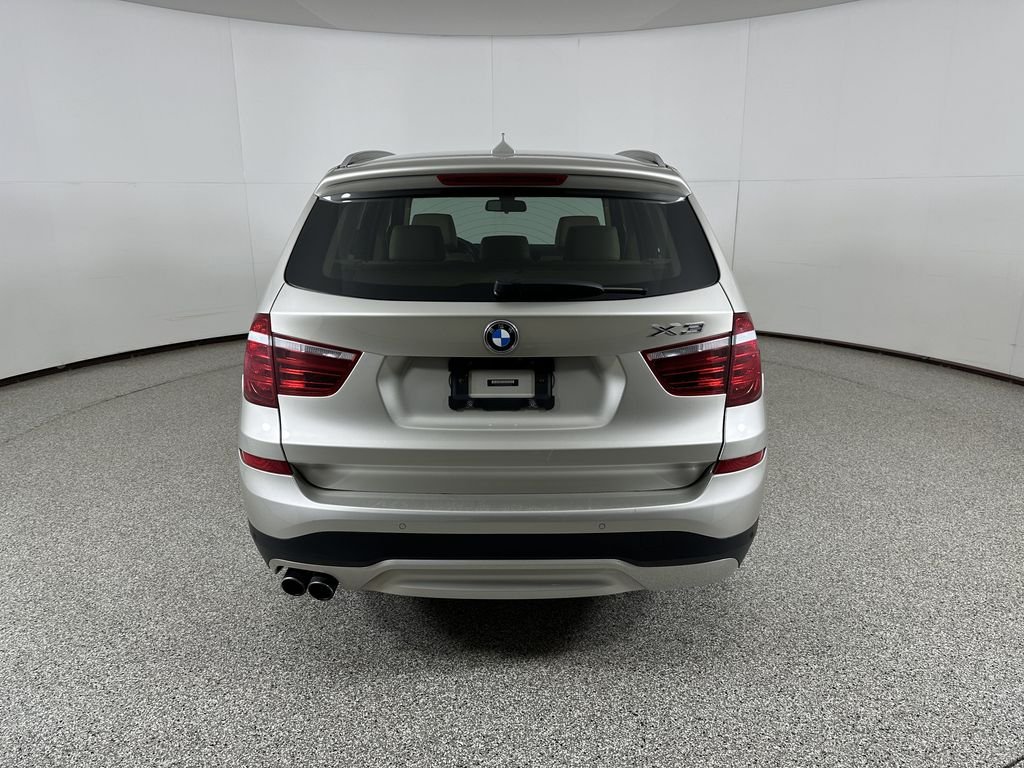 Used 2016 Silver BMW xDrive28i image 7