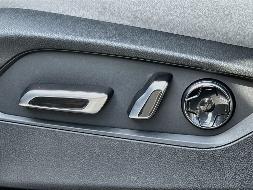 Used 2026  Acura Technology Package image 20