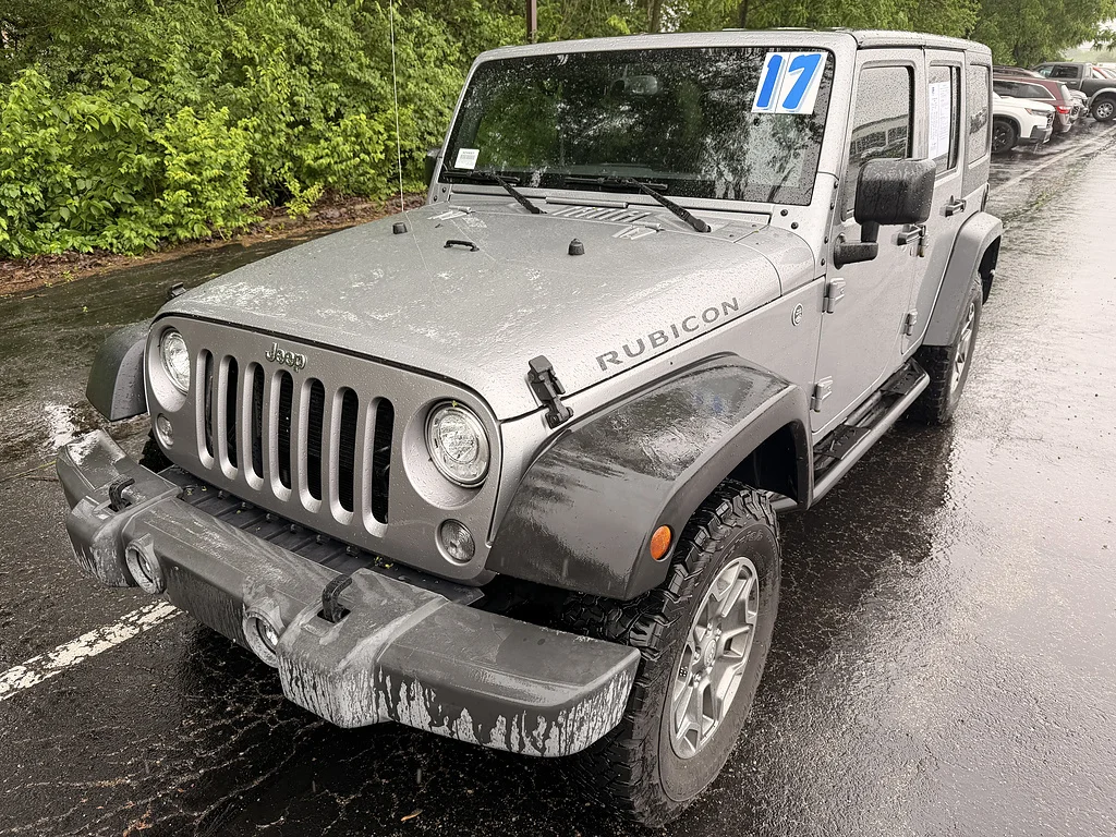 Used 2017 Billet Silver Metallic Clear Coat Jeep Rubicon image 7