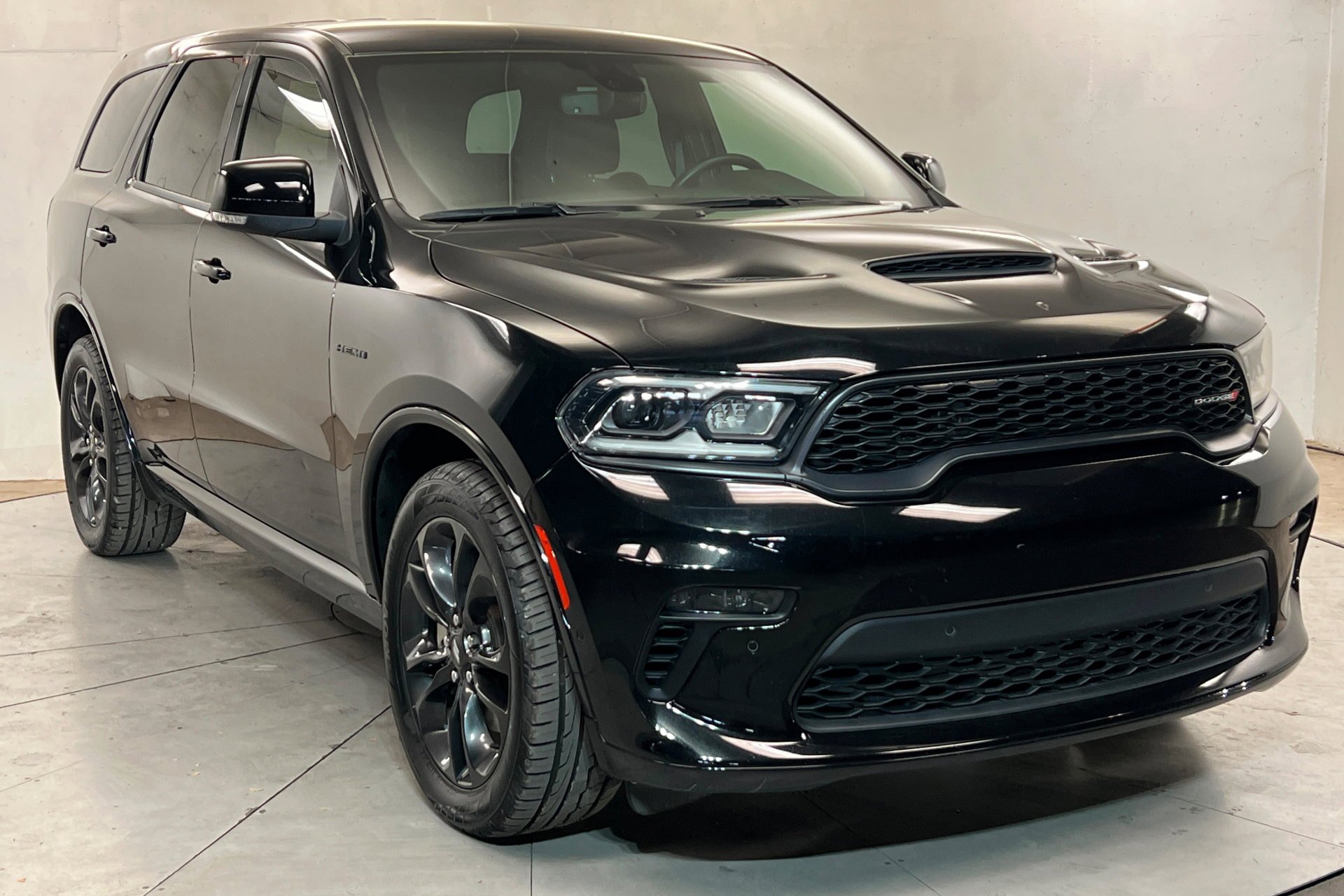 Used 2022 DB Black Clearcoat Dodge R/T image 8