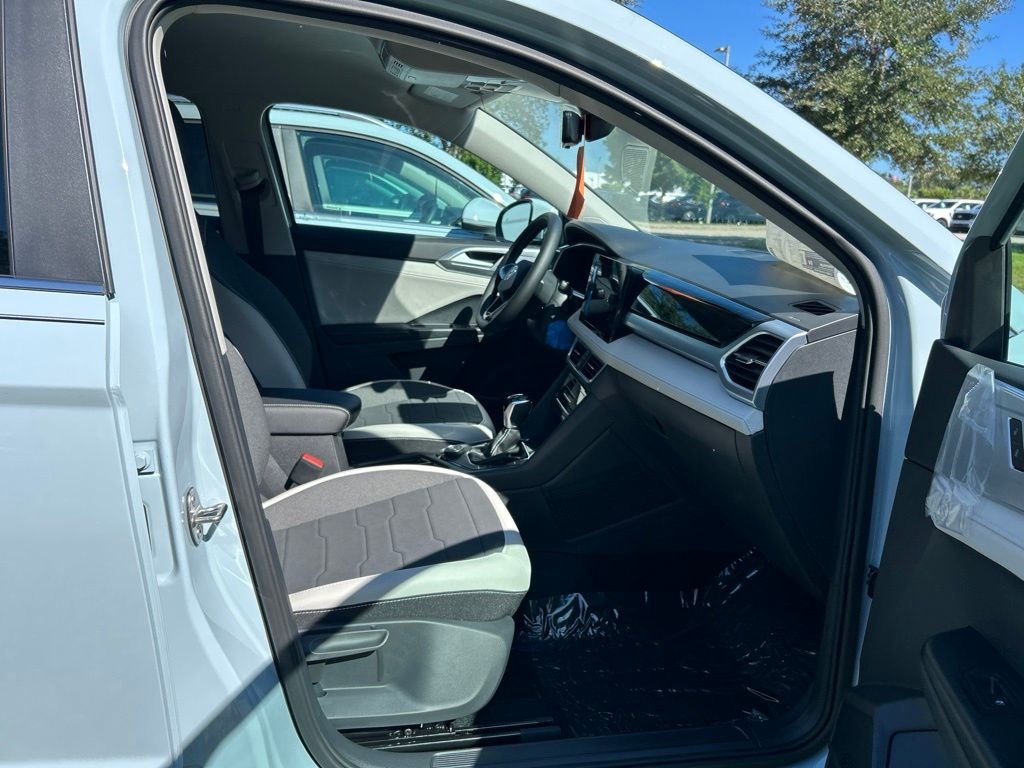 New 2026 Gray Volkswagen 1.5T SE image 40