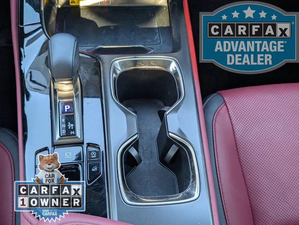 Used 2025 White Lexus Luxury image 11