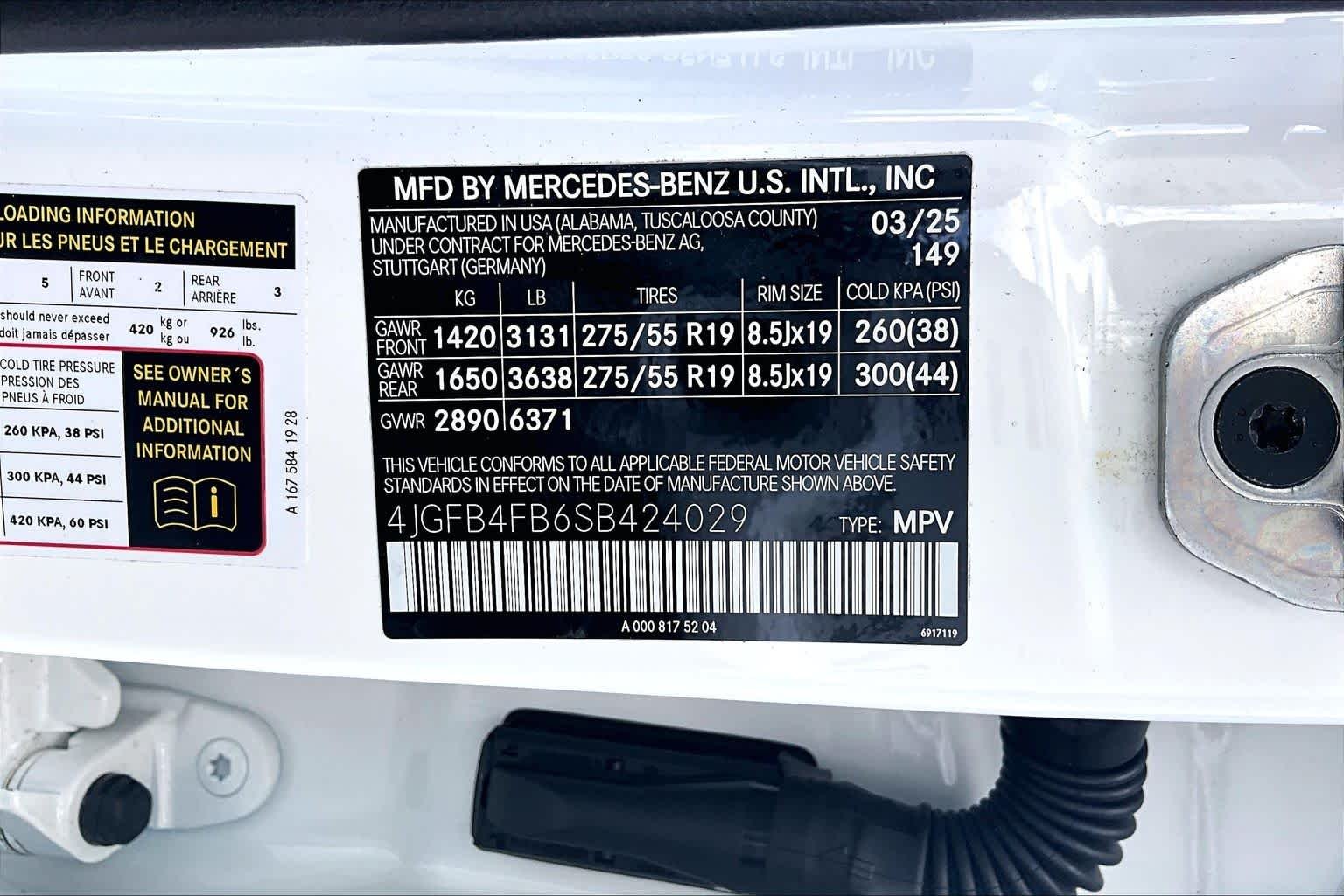 Used 2025 Polar White Mercedes-Benz GLE 350 image 37