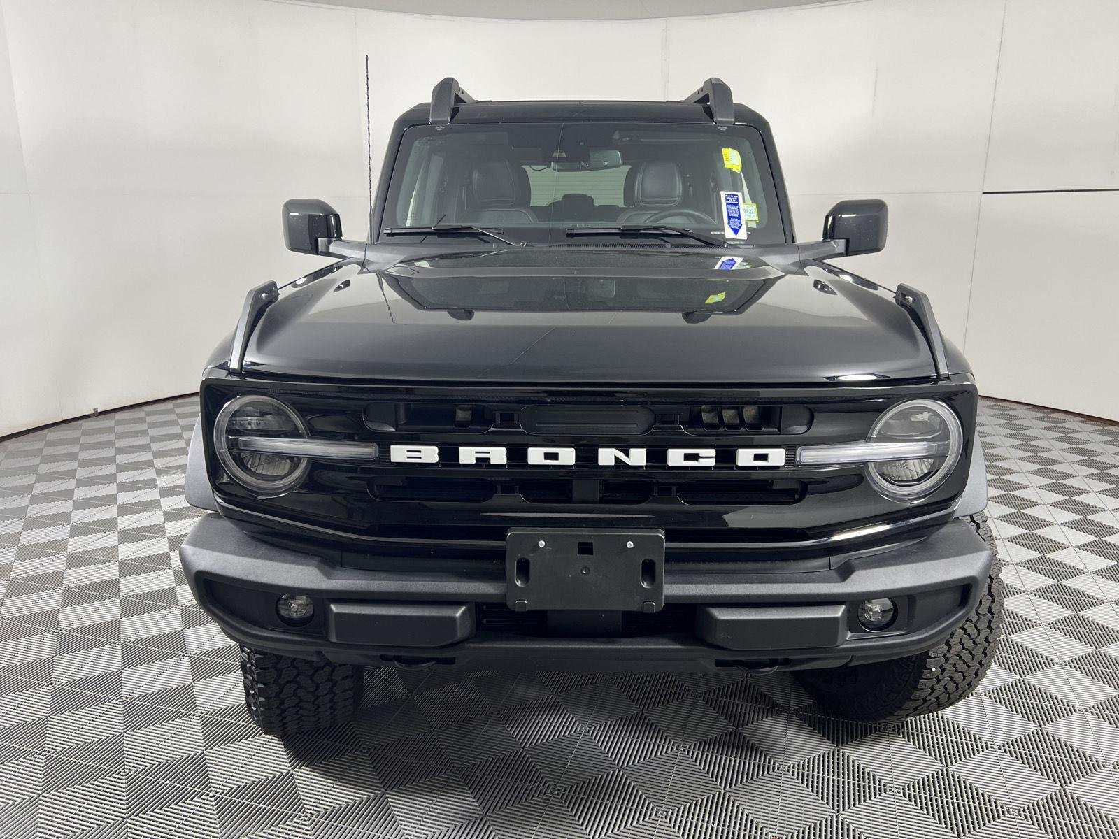 Used 2025 Shadow Black Ford Outer Banks image 5