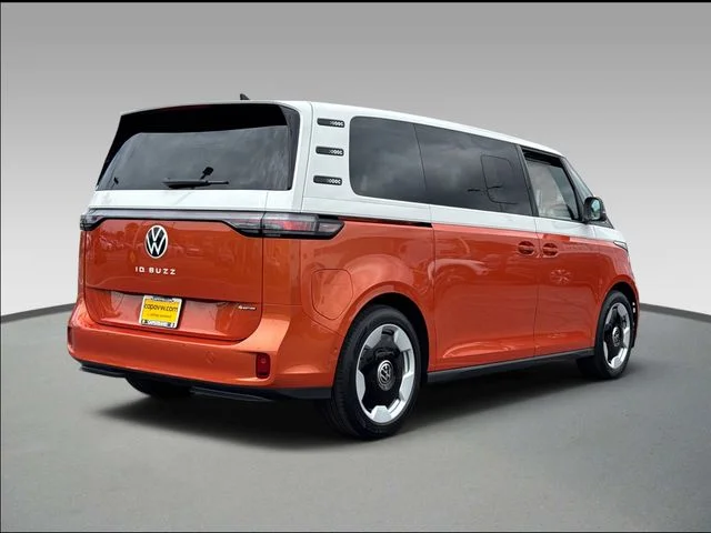 New 2025 Energetic Orange W/White Upper Volkswagen Pro S Plus image 4