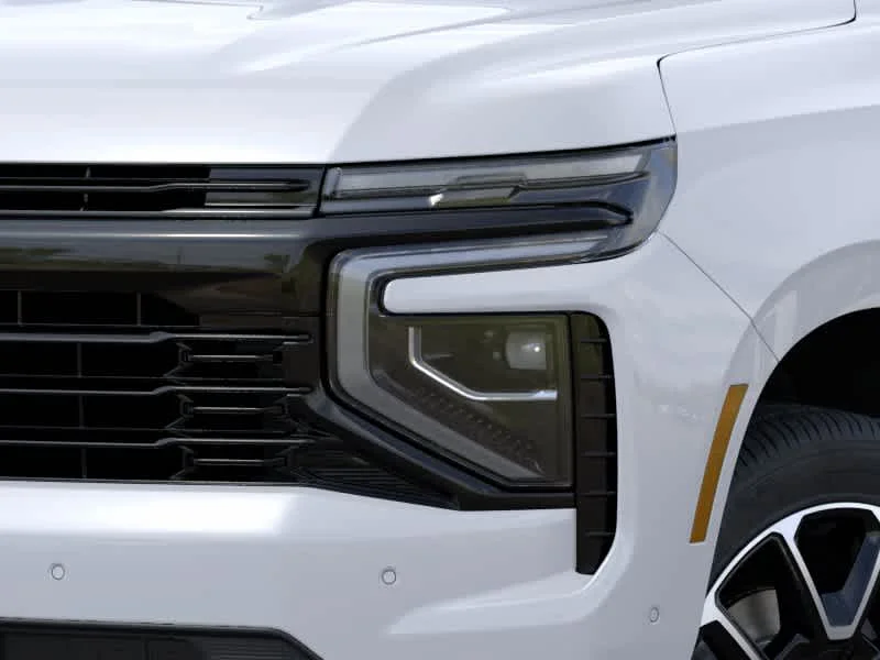 New 2026 Summit White Chevrolet RST image 10