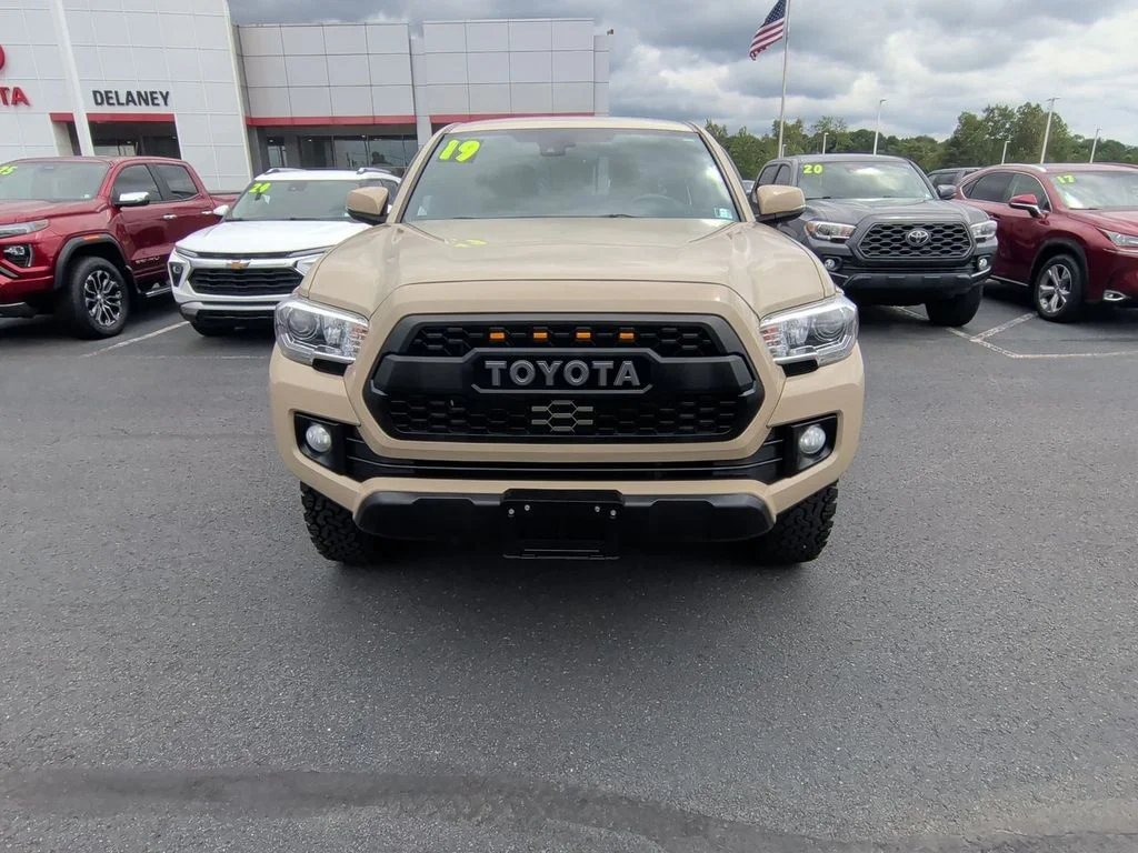 Used 2019  Toyota TRD Off-Road image 3
