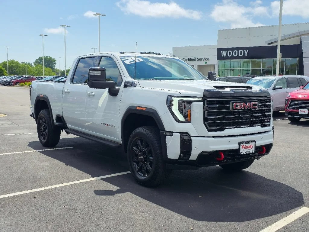 2026 GMC Sierra 2500HD AT4 - Photo 6