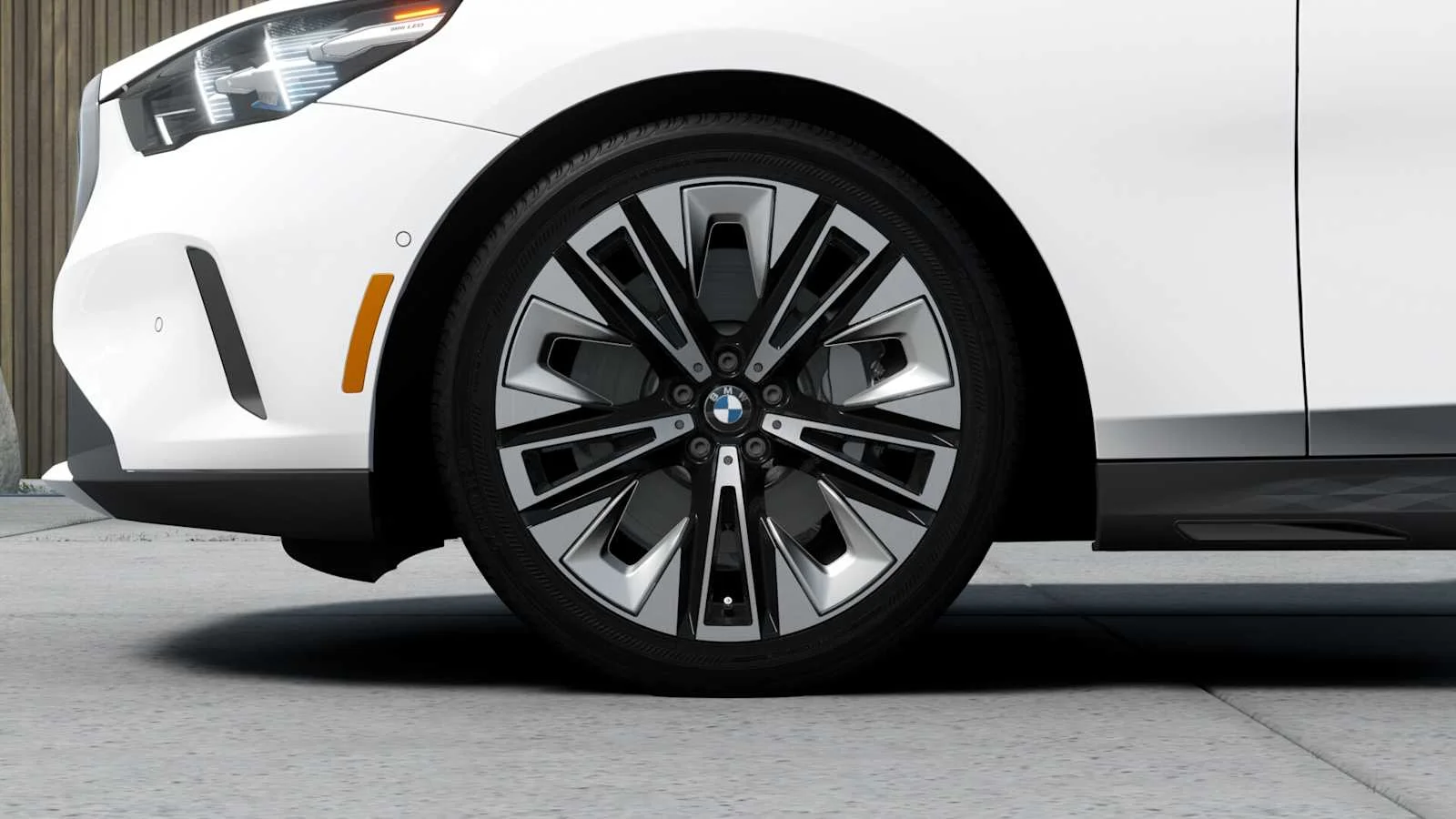 2026 BMW 5 Series 530i - Photo 7