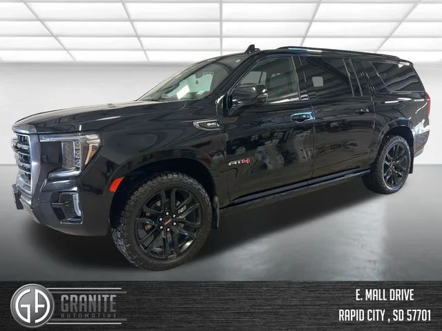 2023 GMC Yukon 4WD AT4's photo
