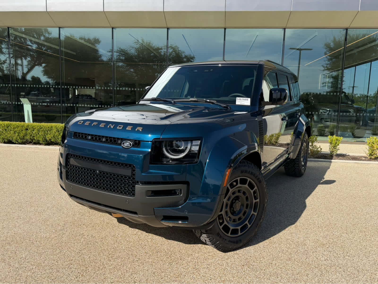 2026 Land Rover Defender 110 OCTA