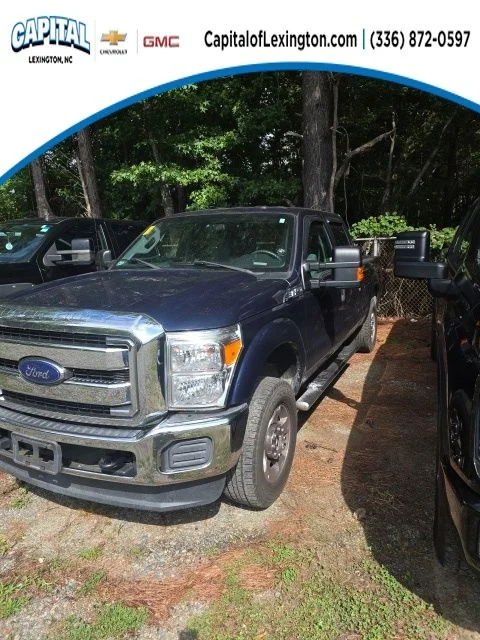 Used 2016 Blue Ford XLT image 1