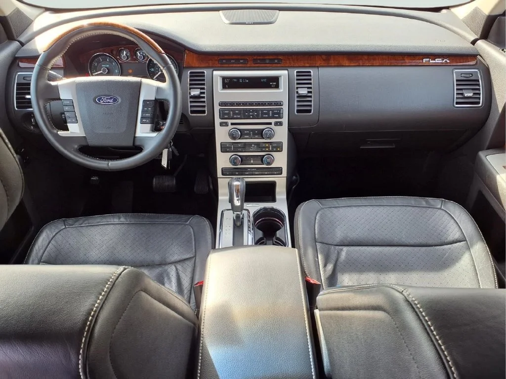 Used 2012 Gray Ford Limited image 11