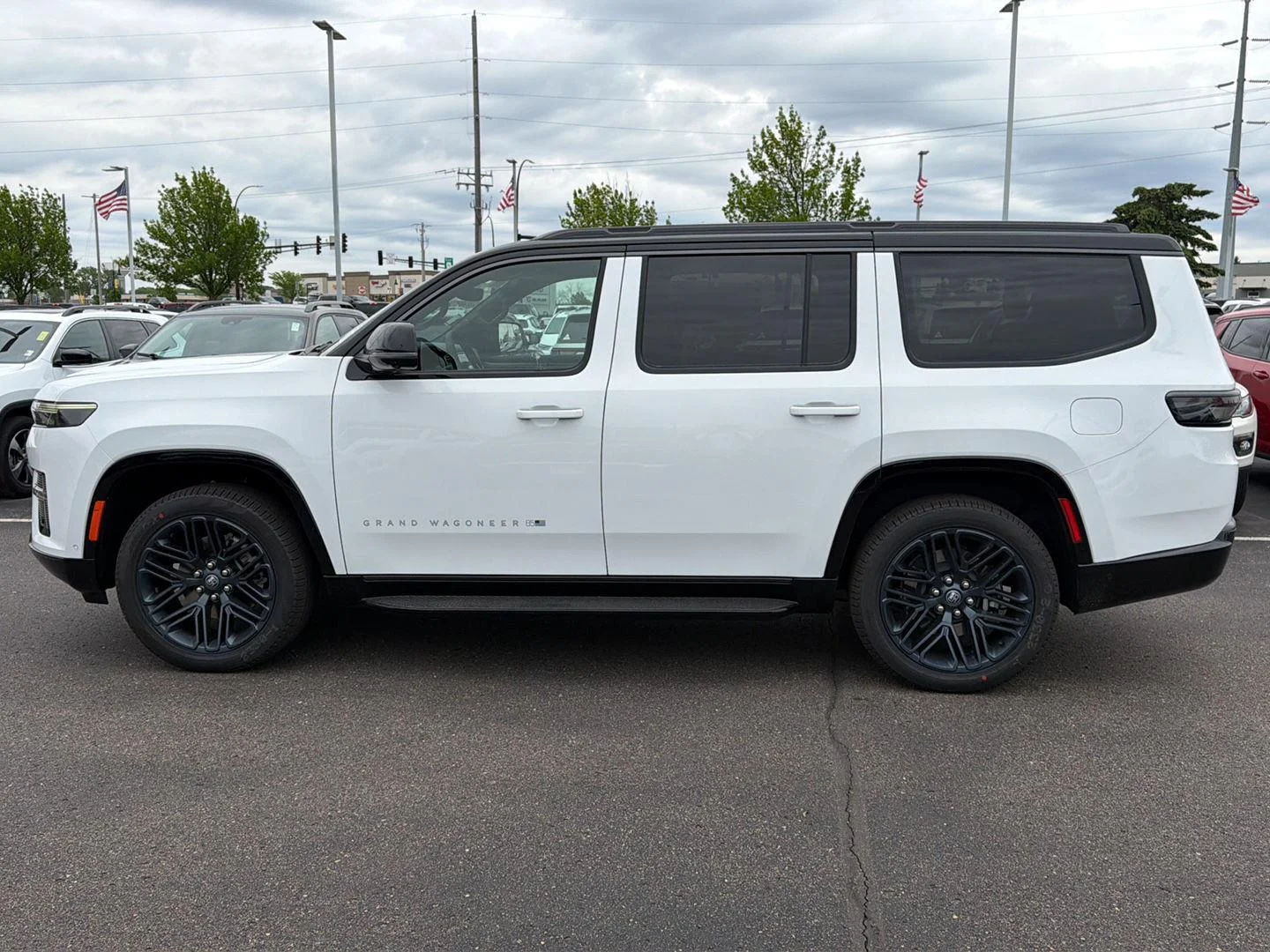 New 2026 Bright White Clear-Coat Exterior Paint Jeep 85th Anniversary image 4