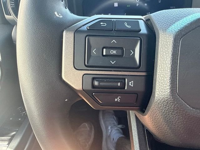 Used 2025 White Toyota Base image 30