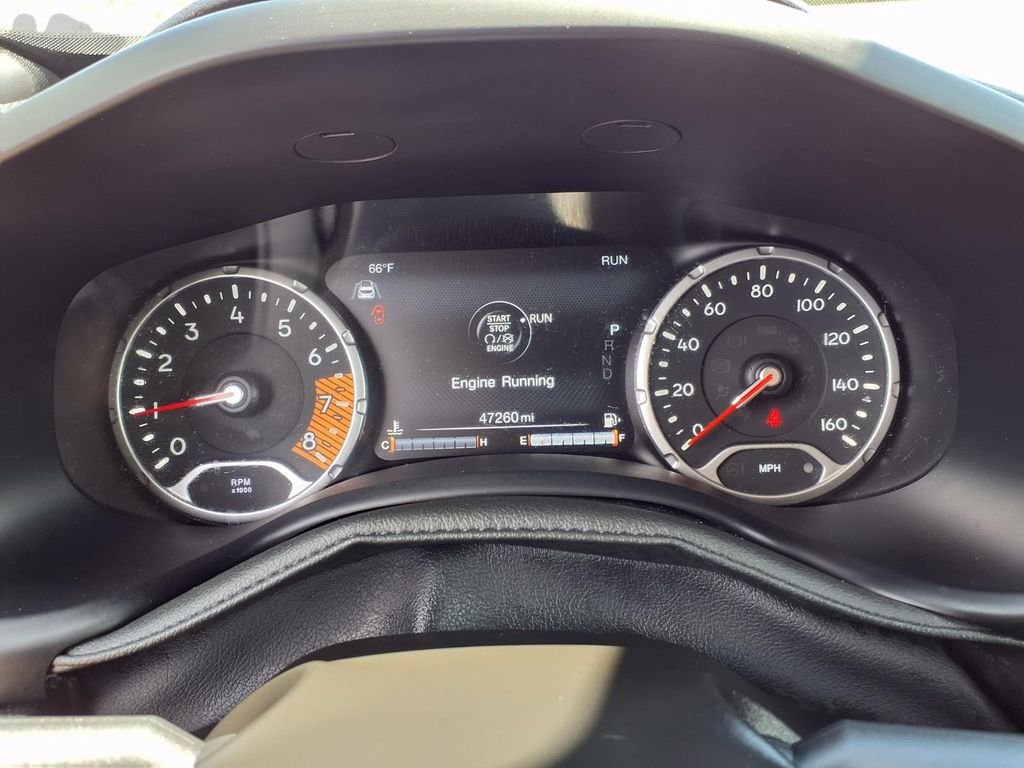 Used 2023 Solar Yellow Clearcoat Jeep Trailhawk image 9