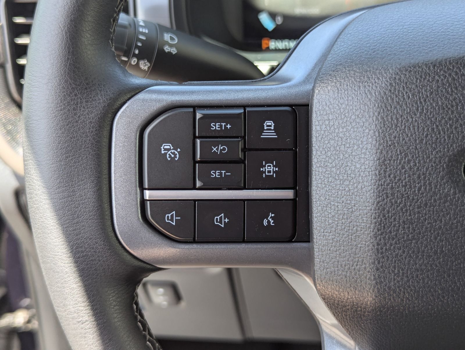 Certified Used 2025 Blue Metallic Ford Lariat image 36