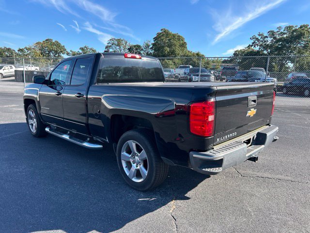 Used 2018 Black Chevrolet LT image 3