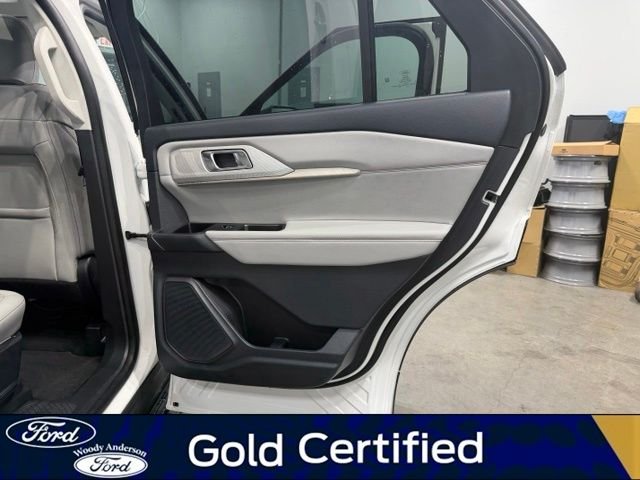 Certified Used 2025 Star White Ford Active image 26