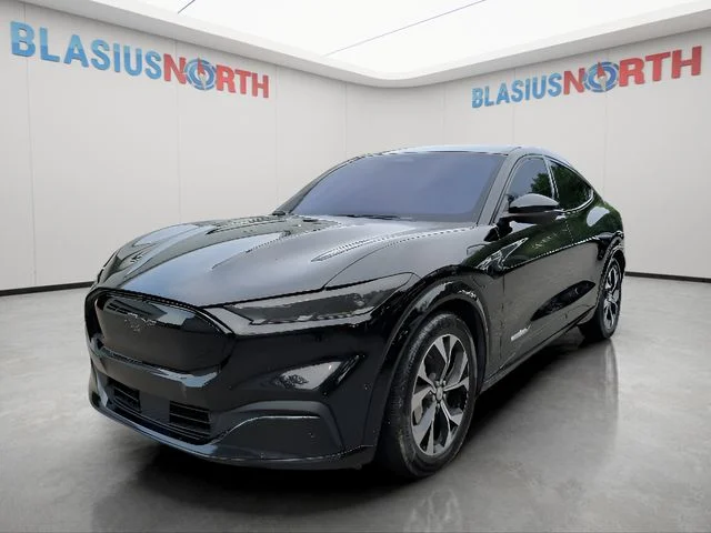 2022 Ford Mustang Mach-E