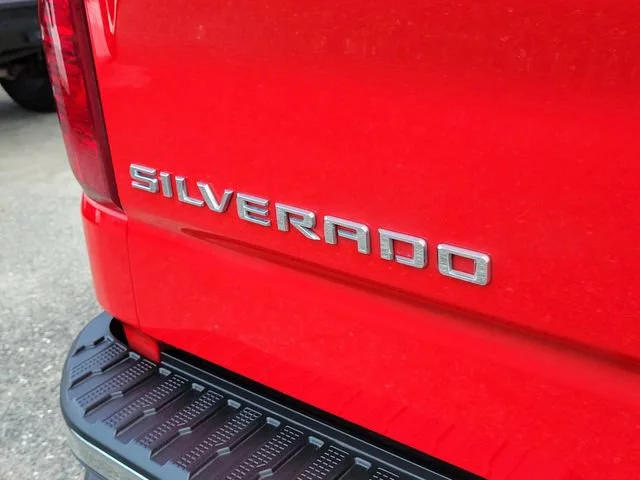 2022 Chevrolet Silverado 1500 LT - Photo 10