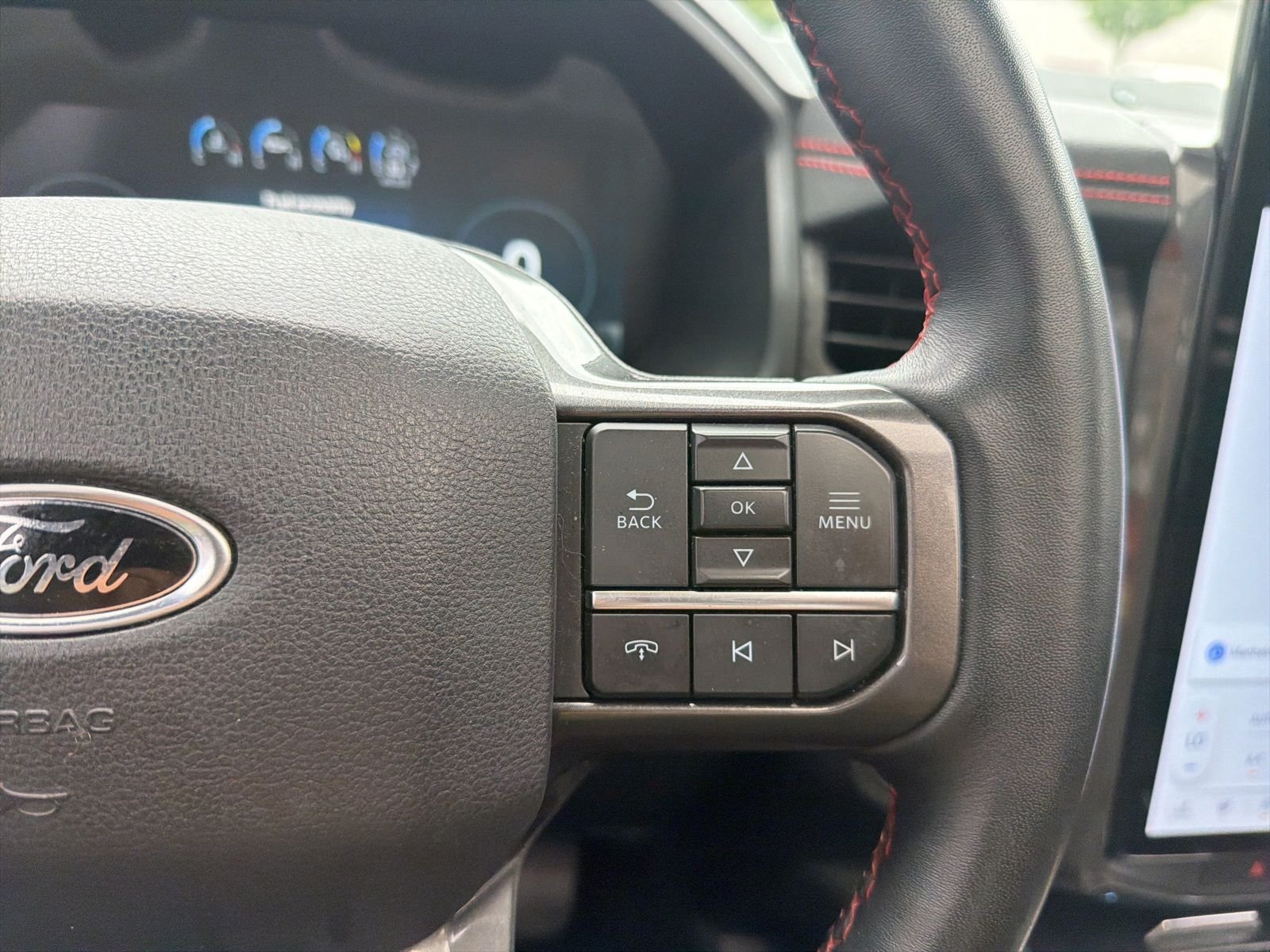Used 2023 White Ford Limited image 28