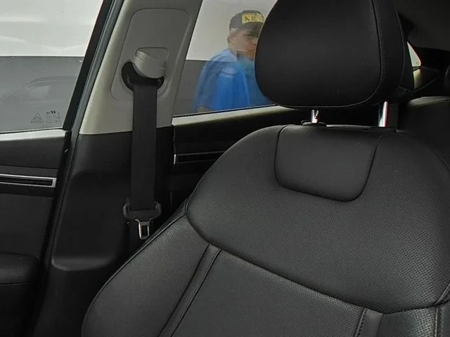 Used 2024 Blue Hyundai SEL image 39