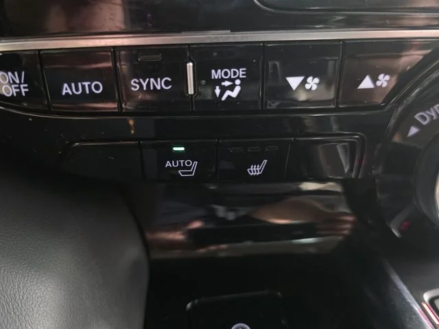 Used 2022 Silver Acura Technology image 16