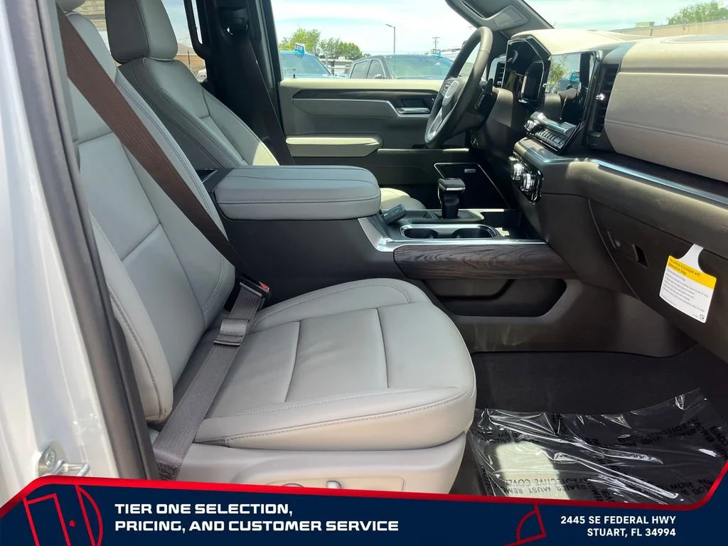 New 2026 Summit White GMC SLT image 19