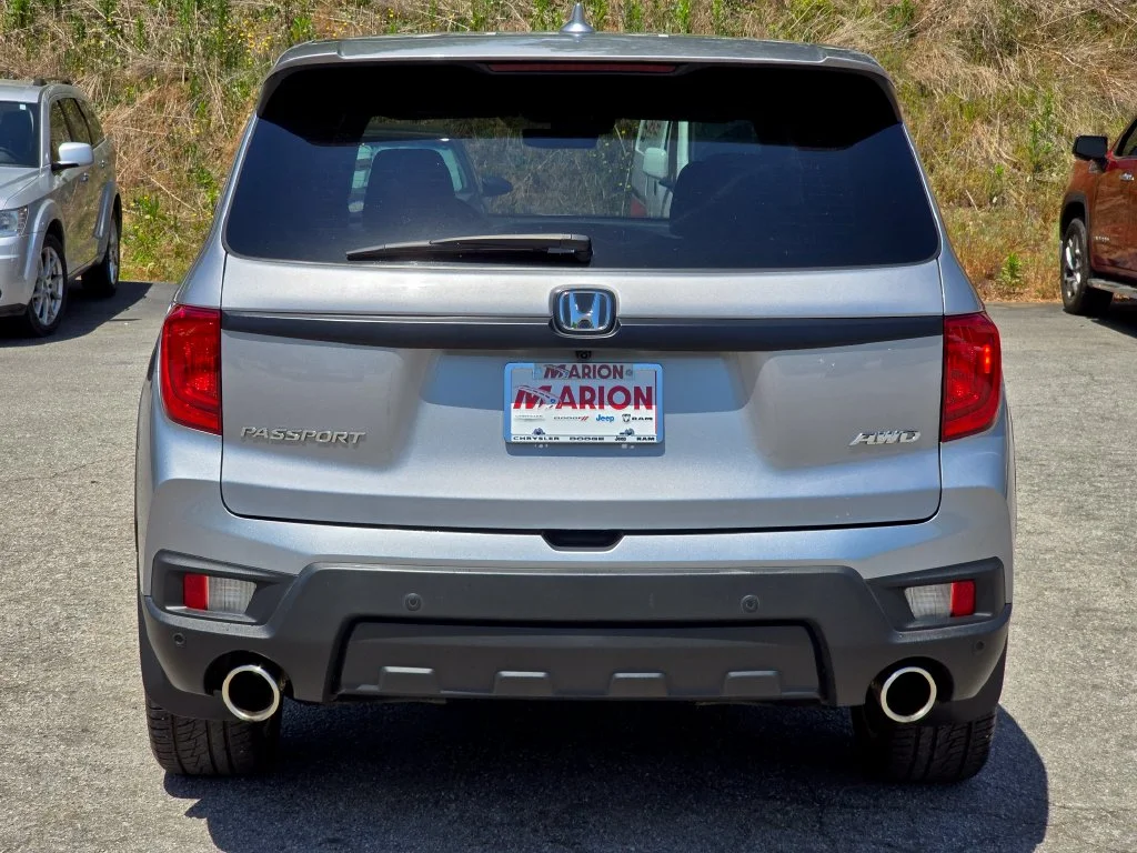 Used 2023 Silver Honda EX-L image 20