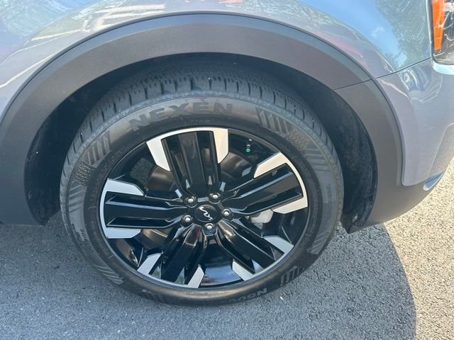 Used 2024 Silver Kia SX-Prestige image 13