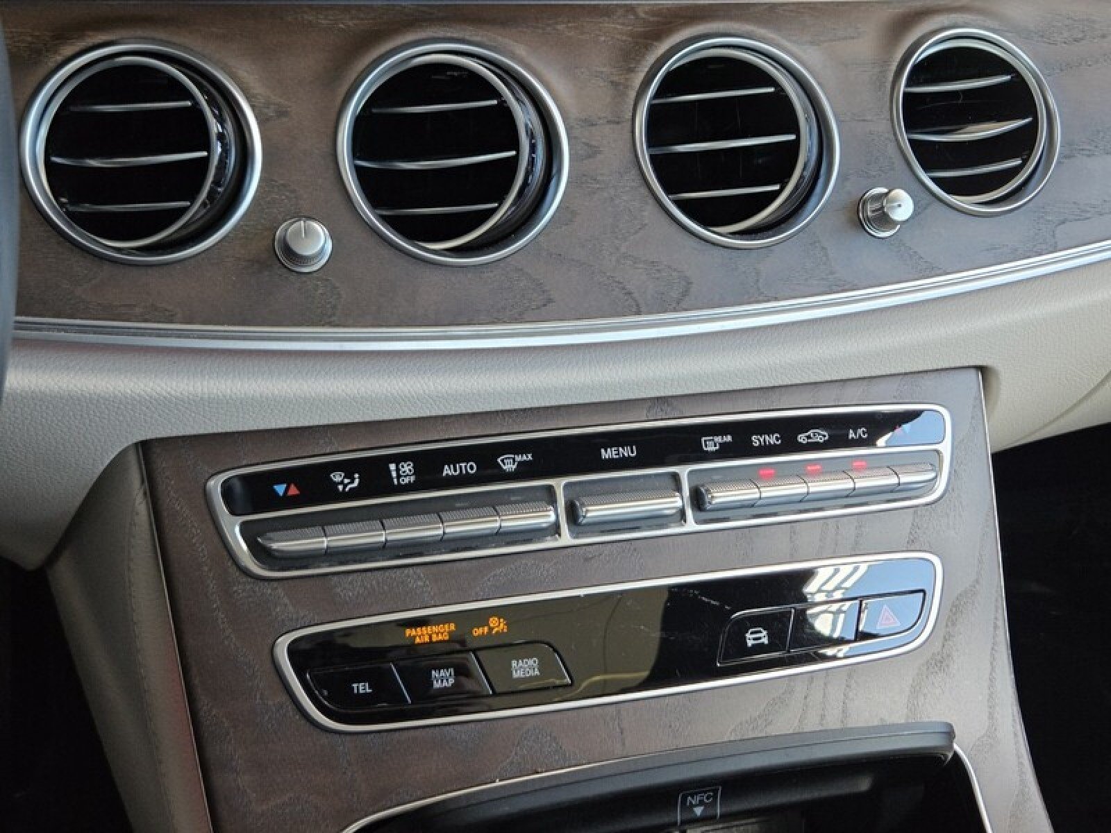 Certified Used 2023 Polar White Mercedes-Benz E 450 image 32