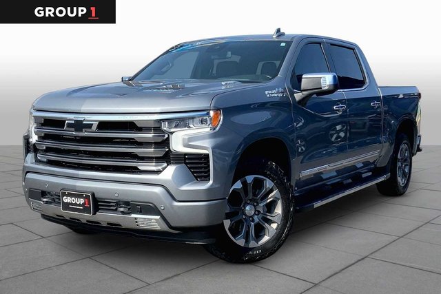 Pre-Owned 2023 Chevrolet Silverado 1500 High Country 4WD Crew Cab Pickup