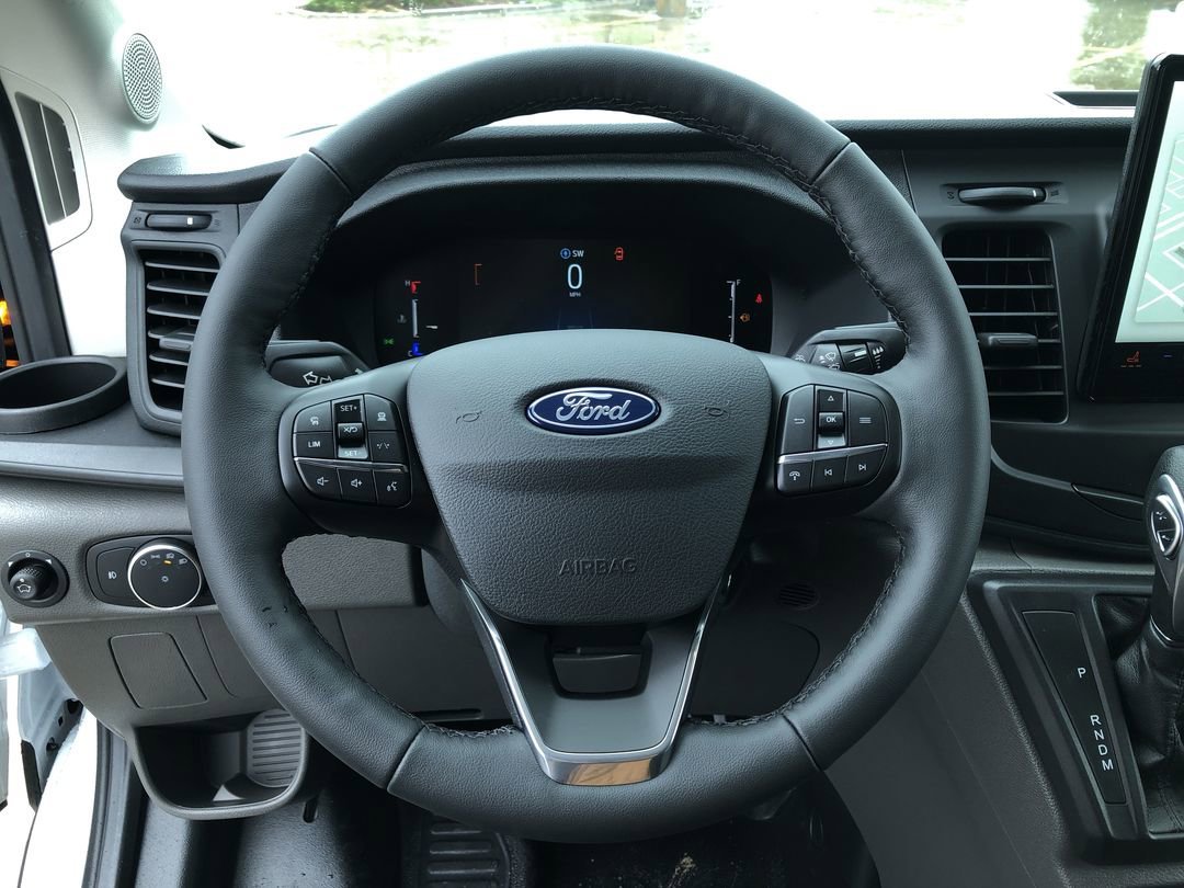 New 2026 Oxford White Ford  image 16