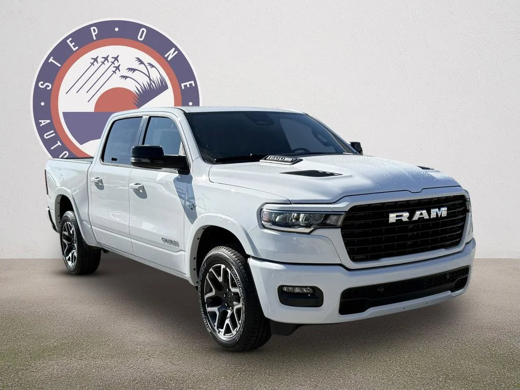 2026 RAM 1500 Laramie - Photo 2