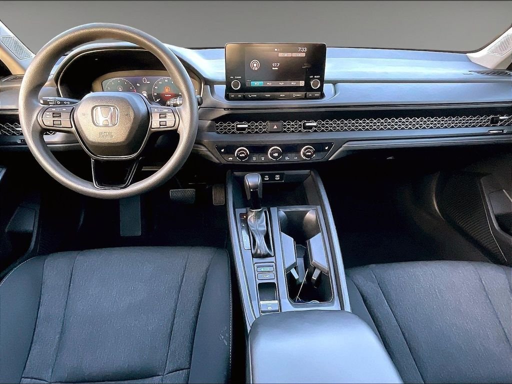 Used 2024 Platinum White Honda EX image 21