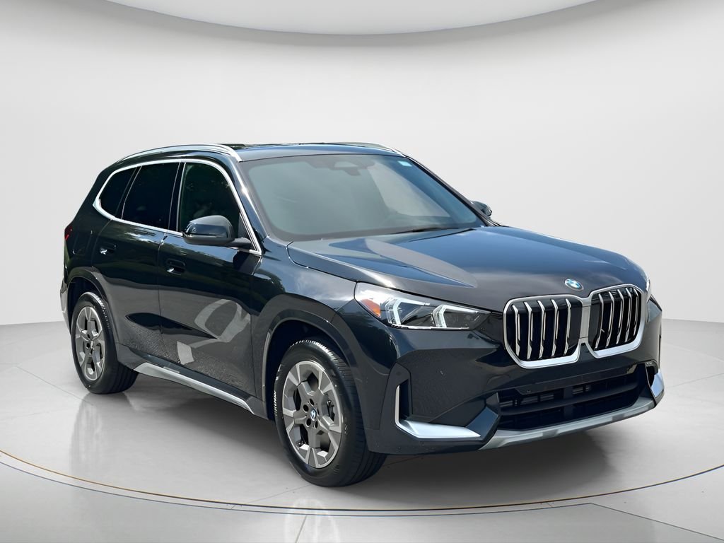New 2026 Black Sapphire Metallic BMW xDrive28i image 3