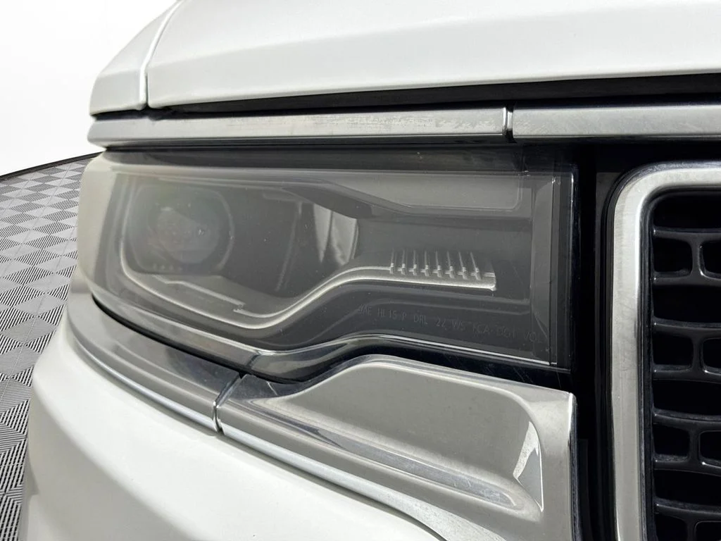 Used 2024 White Jeep Series II image 18