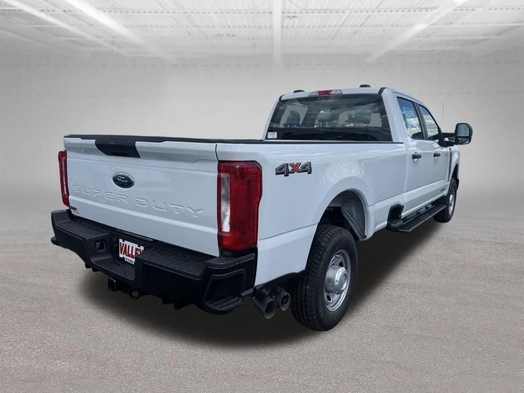 New 2026 White Ford XL image 3